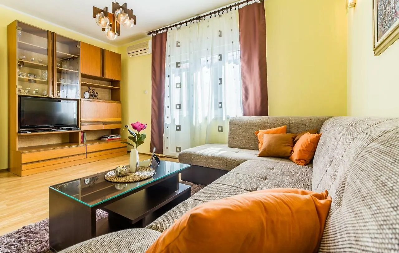 Pula Apartment