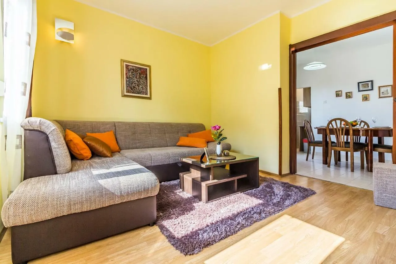 Pula Apartment